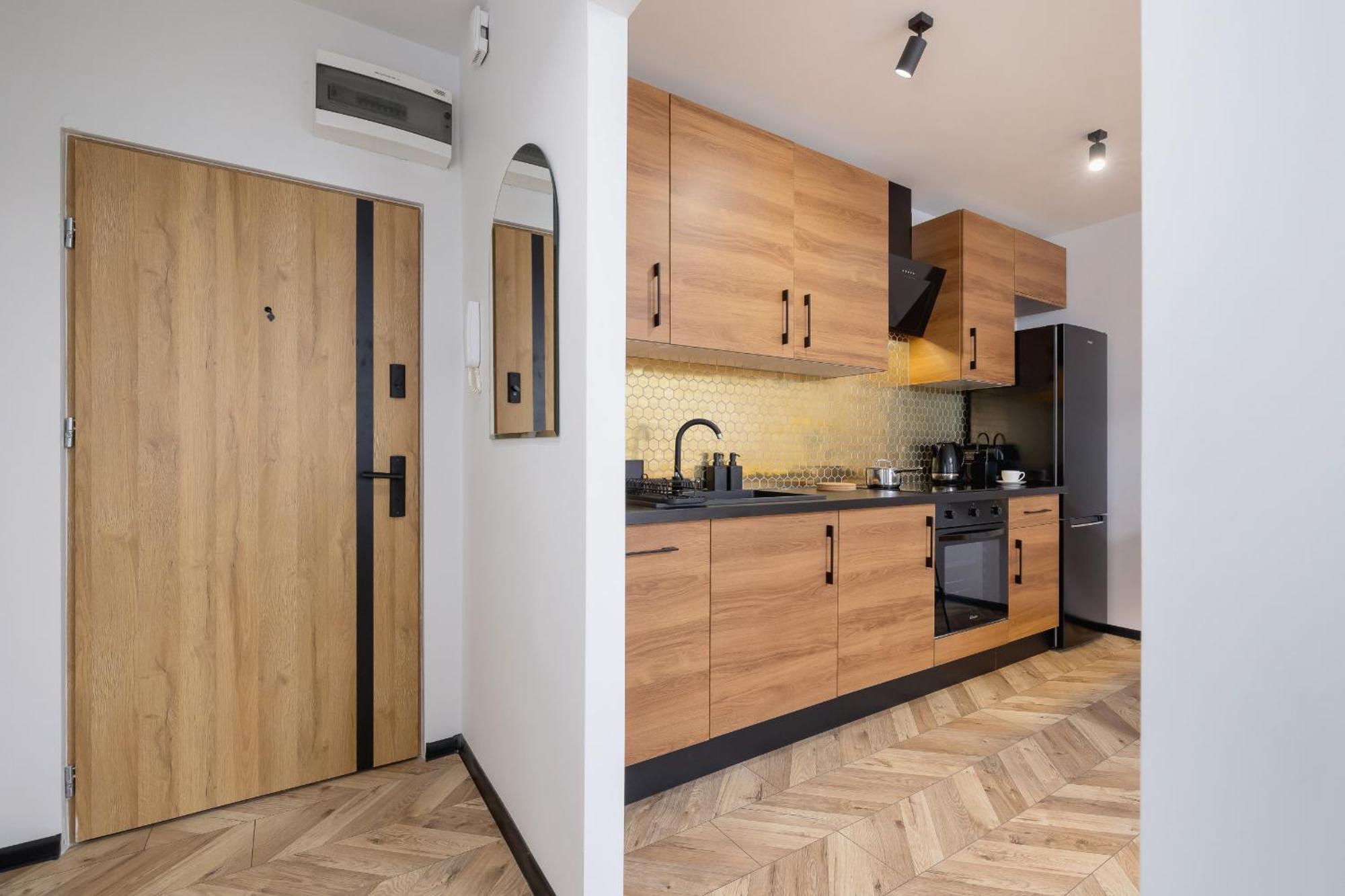 City Center One-Bedroom Apartment With Bathtub By Noclegi Renters Rzeszow Exterior photo