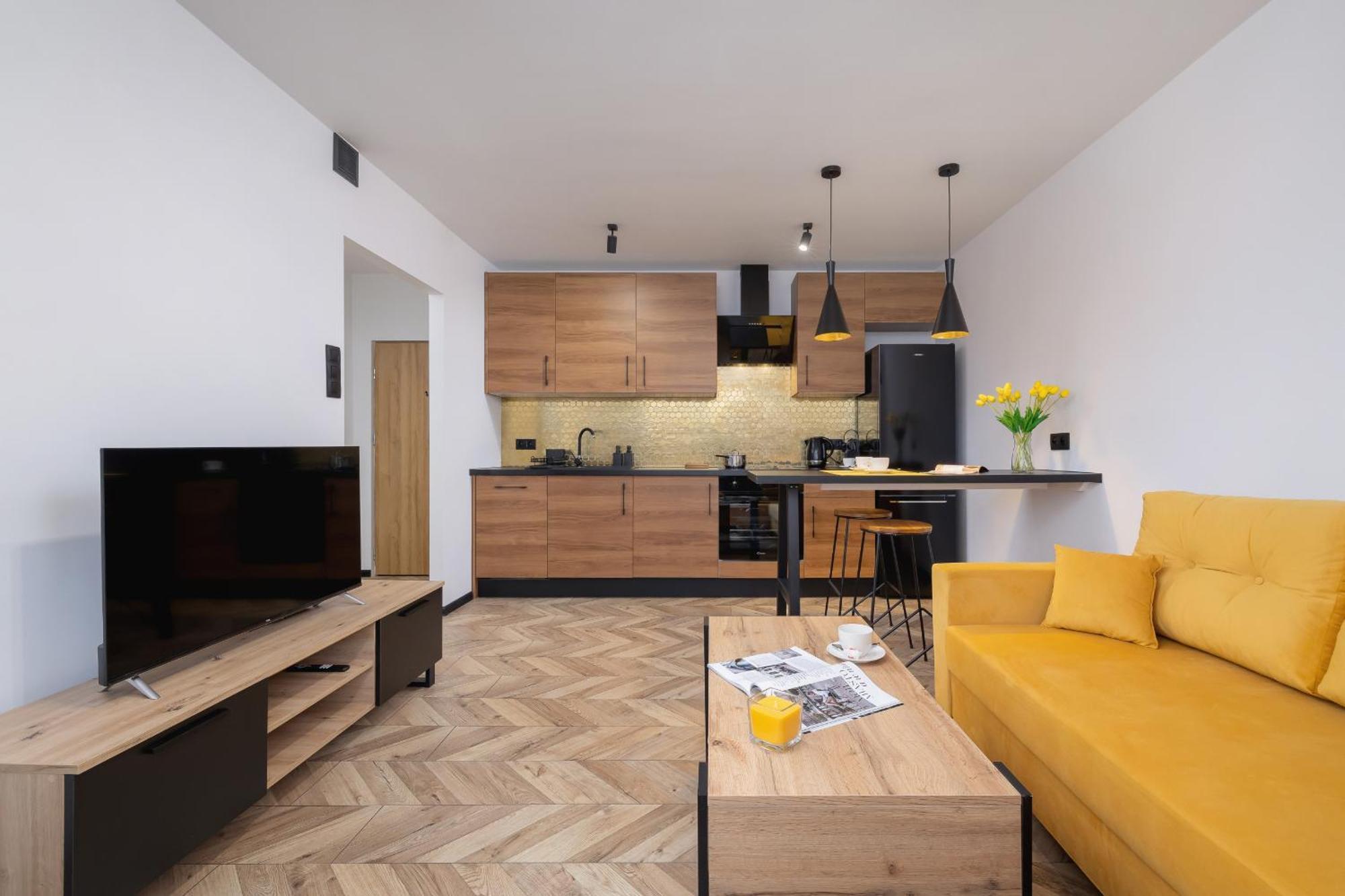 City Center One-Bedroom Apartment With Bathtub By Noclegi Renters Rzeszow Exterior photo