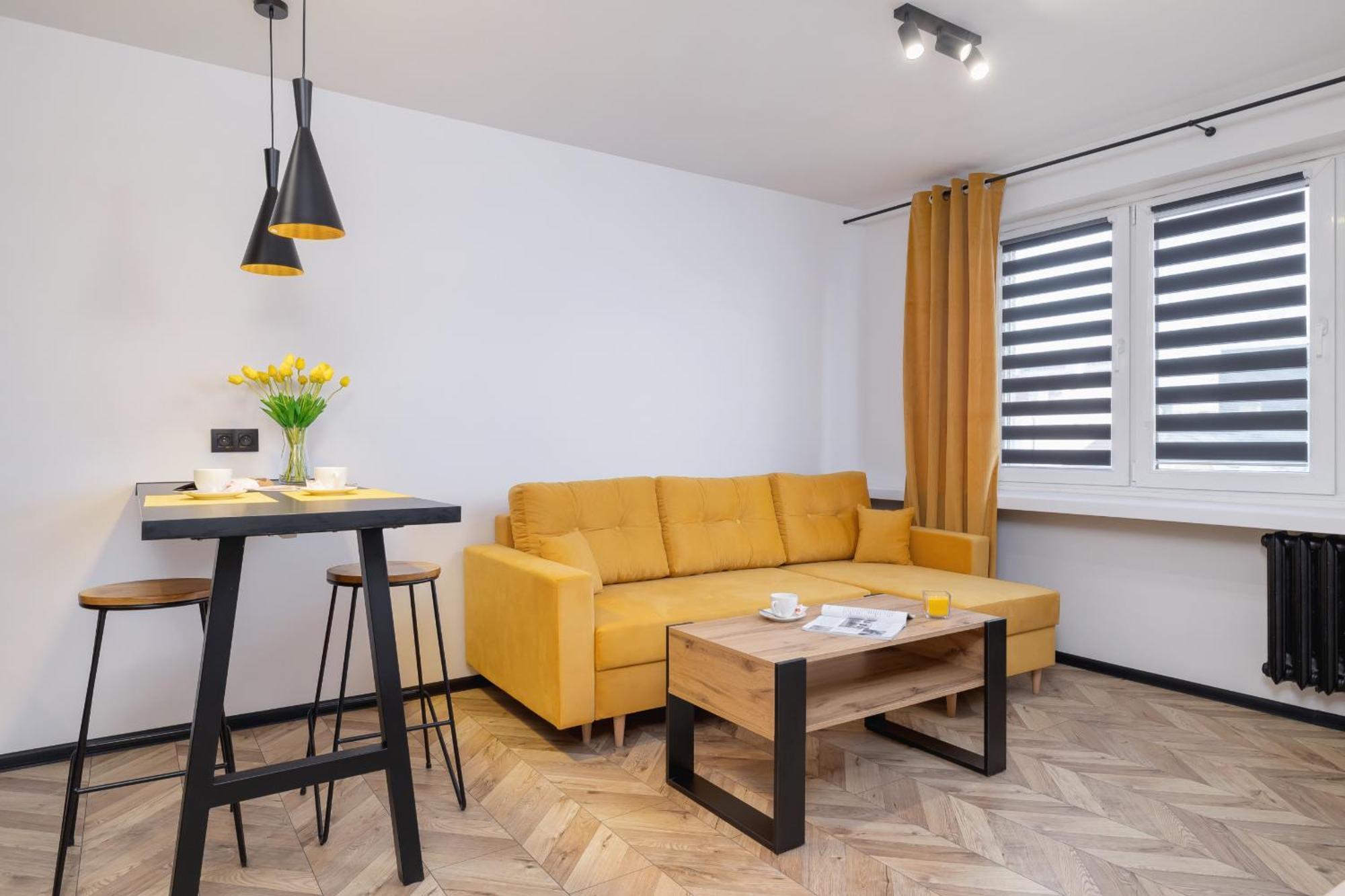 City Center One-Bedroom Apartment With Bathtub By Noclegi Renters Rzeszow Exterior photo